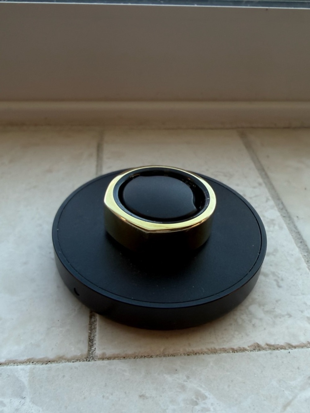 Oura Heritage Gen Generation 3 Gold Smart Ring size 8 with Charger